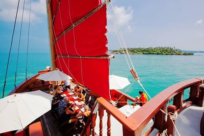 Koh Phangan Brunch and Snorkeling Cruise - Departure from Koh Samui - Beach time brings the best sense of escape