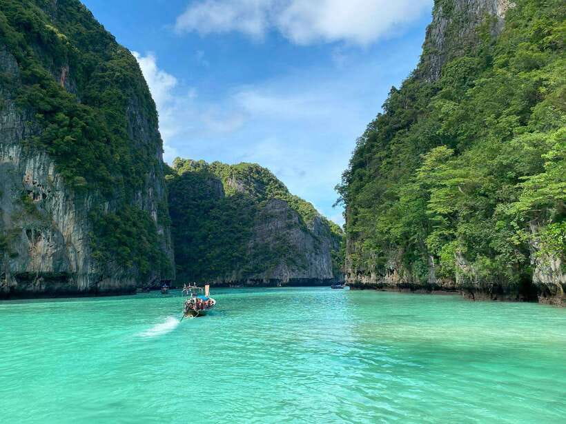 Koh Phi Phi: Maya Bay Private Longtail Boat Tour - Snorkeling in clear water