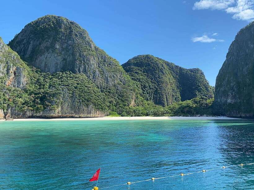 Koh Phi Phi: Maya Bay Private Longtail Boat Tour - Meeting near the Koh Phi Phi pier