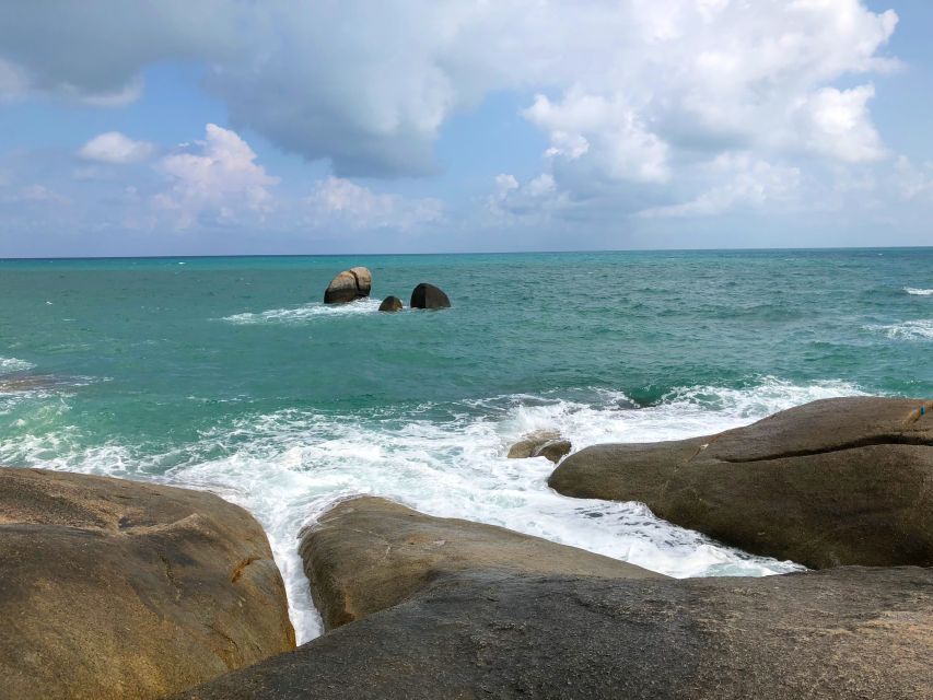 Koh Samui: 4x4 Off Road Island Safari Tour Including Lunch - Guan Yu Shrine and the island’s Chinese heritage