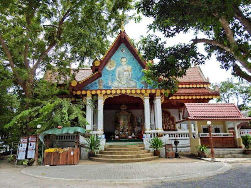 Koh Samui Jungle Adventure: 4x4 Off-Road Safari & Lunch - Lunch above a quieter part of Samui