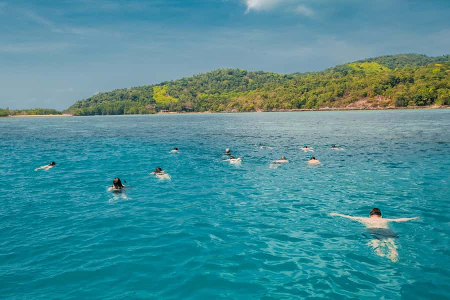 Koh Samui: Pig Island & Koh Tan Speedboat Tour with Lunch - Getting from your hotel to Thong Krut Pier