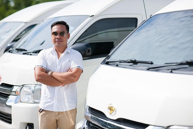 Koh Samui Private Airport Transfer - Meeting your driver outside Koh Samui Airport