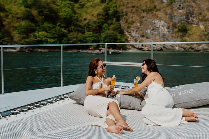 Krabi: 4 Island Luxury Yacht with Snorkelling & Clear Kayaking - Thale Waek and the sandbar that comes and goes