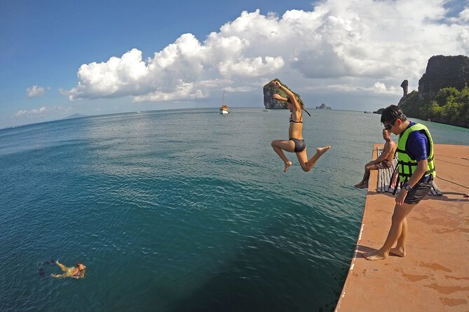 Krabi 4 Island Morning Cruise with Snorkeling & Gourmet Breakfast - Chicken Island combines scenery and breakfast