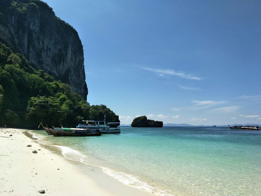 Krabi: 4 Islands Day Trip by Speedboat Including Lunch Box - Timing, crowds, and weather