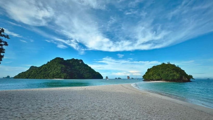 Krabi: 4 Islands Hopping & Snorkeling Tour - The guide and crew can shape the whole day