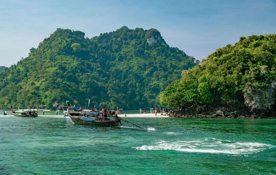 Krabi: 4 Islands & Krabi's Separated Sea Longtail Boat Tour - What riding a longtail boat is really like