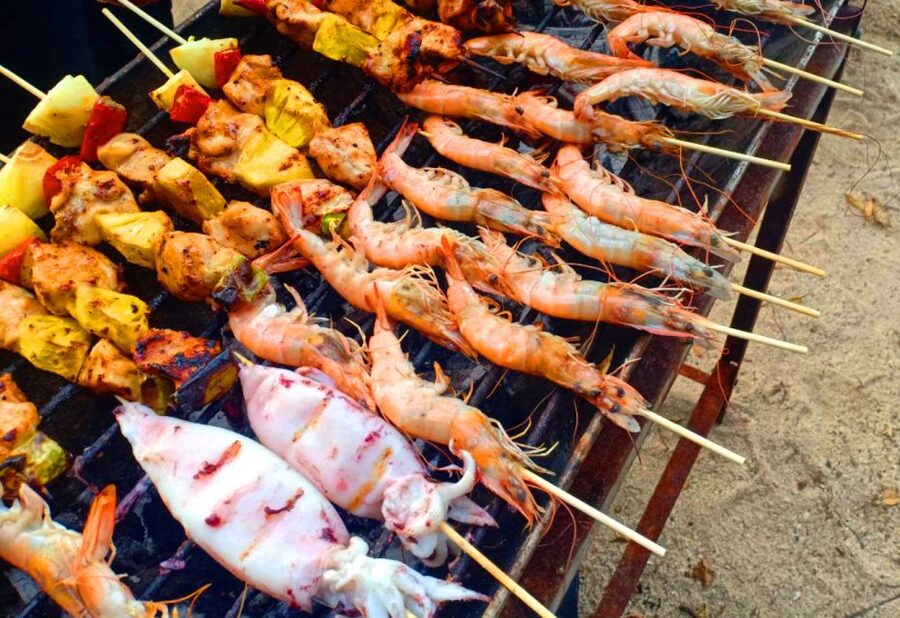Krabi: 4 Islands Sunset Longtail Boat Tour with BBQ Dinner - Poda Island and the beach barbecue