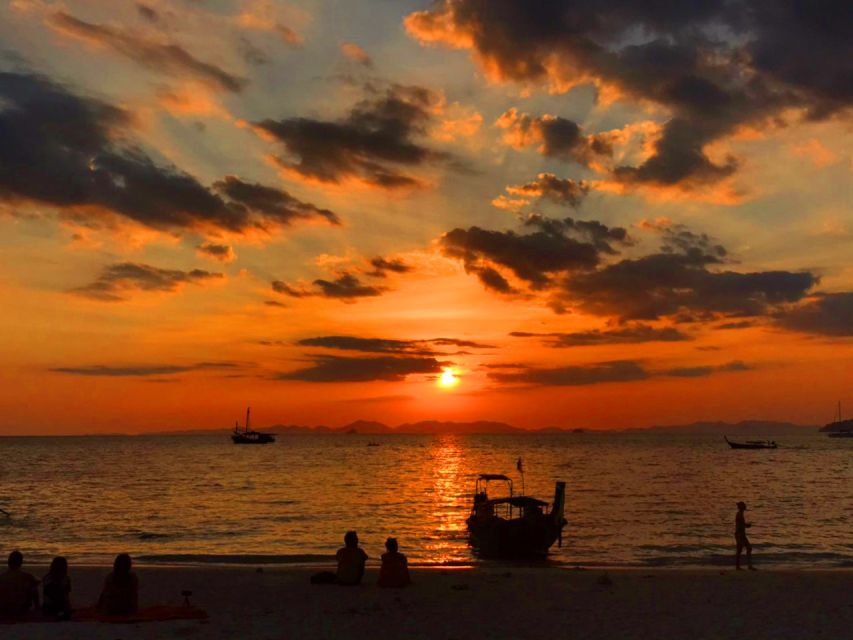 Krabi: 4 Islands Sunset Longtail Boat Tour with BBQ Dinner - The bioluminescent plankton night swim