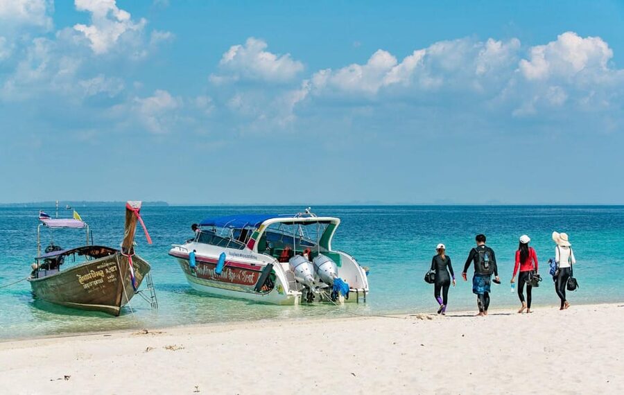 Krabi: 4 Islands & Thale Waek's Sandbar Tour By Speedboat - Speedboat travel across the Gulf of Thailand