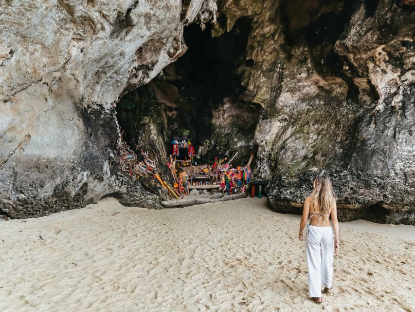 Krabi: 4 Islands Tour by Longtail Boat & Thai Buffet Lunch - Key points at a glance