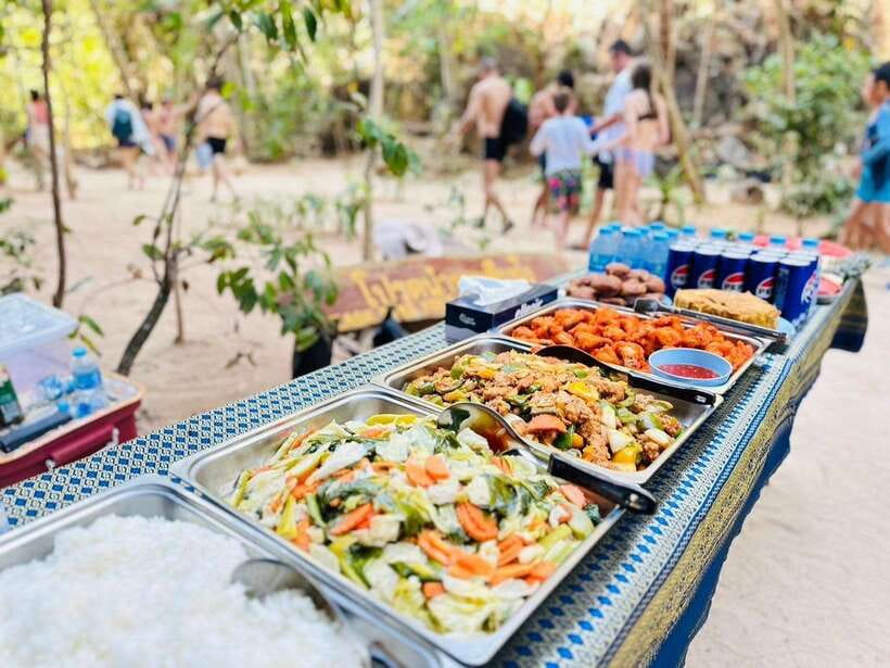 Krabi: 7 Islands Sunset Tour with Buffet Dinner & Snorkeling - Yawasam Island and the First Snorkeling Stop