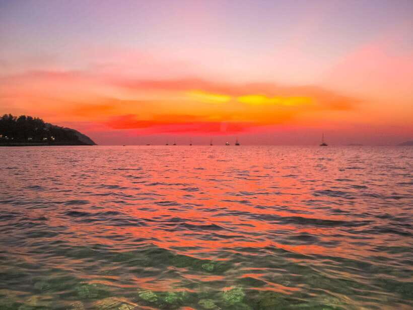Krabi: 7 Islands Sunset Tour with Plankton Swim and BBQ - Tup Island and its walkable sandbank