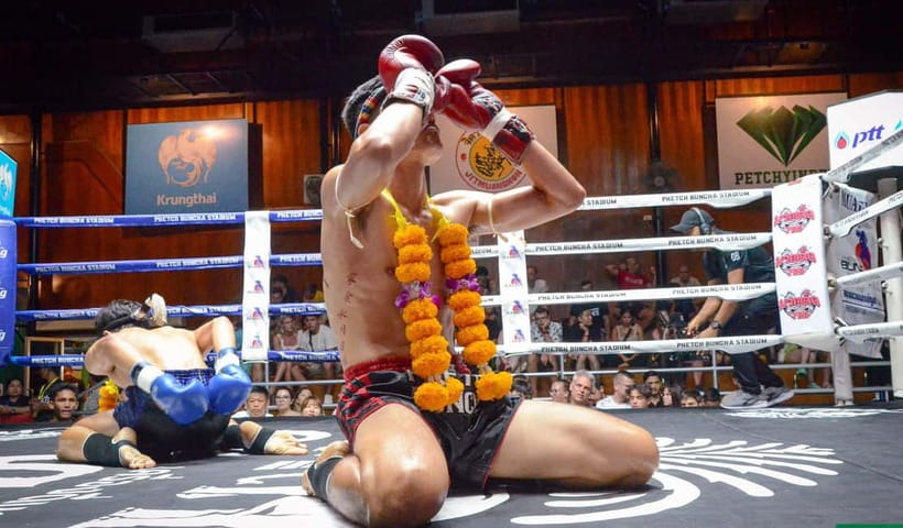 Krabi: Ao Nang Landmark Stadium Muay Thai - The Wai Khru Ram Muay sets the tone
