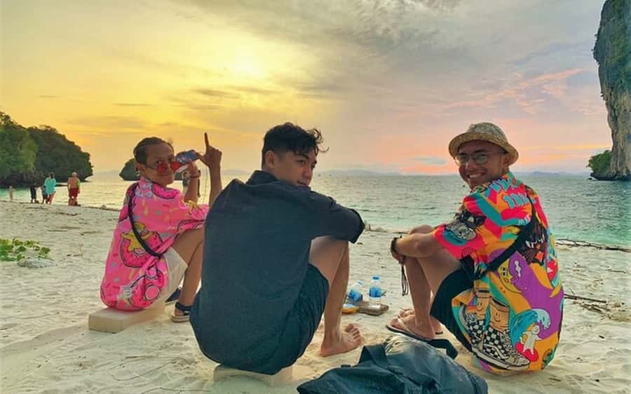 Krabi: Bioluminescent Plankton, Snorkeling & Sunset Tour - Chicken Island: Snorkeling With a Weather Warning