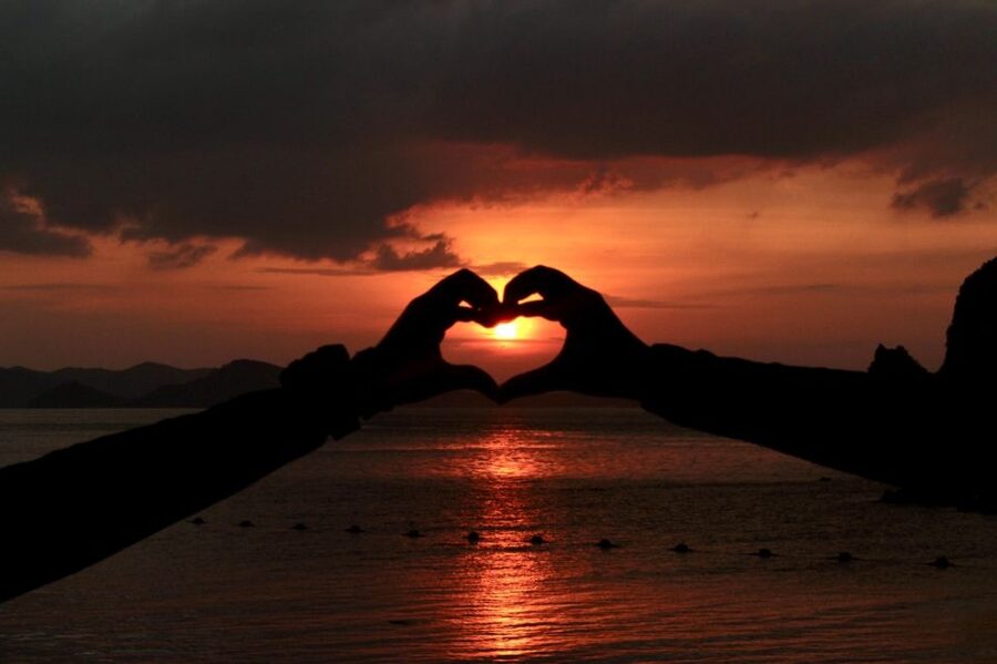 Krabi: Hong Island Sunset Tour w/ Beach Dinner+Night Snorkel - Weather, safety, and the mixed record