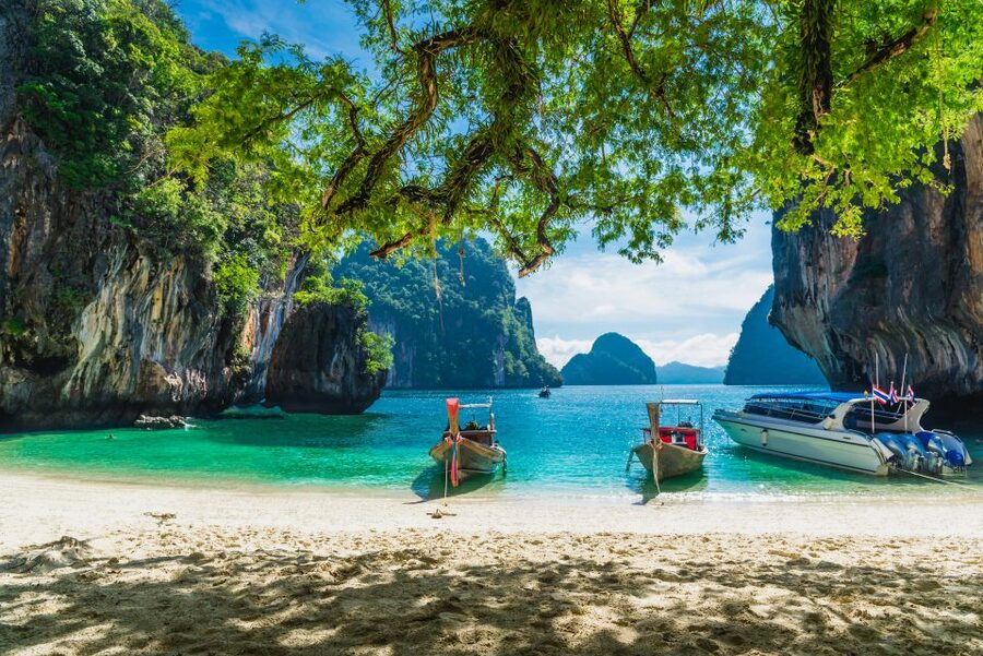 Krabi: Hong Islands Day Trip by Speedboat with Lunch - Lunch at the twin bays