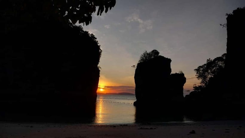 Krabi: Hong Islands Sunset, Bioluminescent Plankton and BBQ - Who will enjoy this tour most