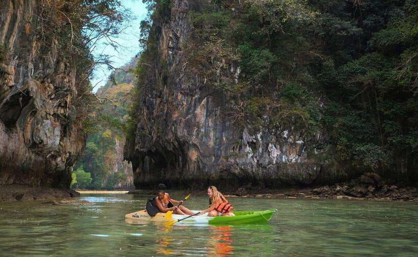 Krabi: Koh Hong Small Group Tour by Luxury Longtail Boat - Key points at a glance