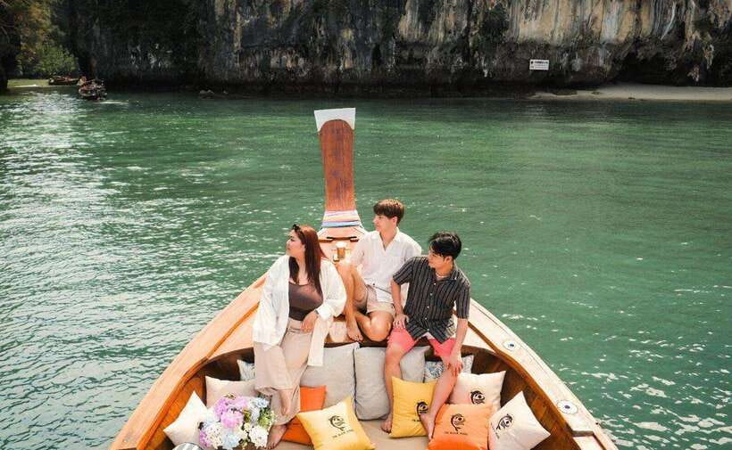 Krabi: Koh Hong Small Group Tour by Luxury Longtail Boat - Food, drinks, and the level of service