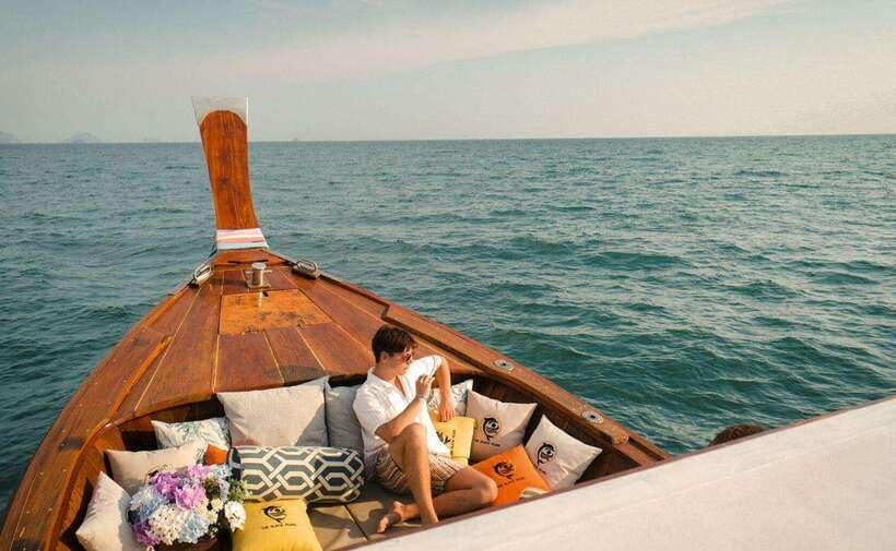 Krabi: Koh Hong Small Group Tour by Luxury Longtail Boat - Hotel pickup and the road to the pier