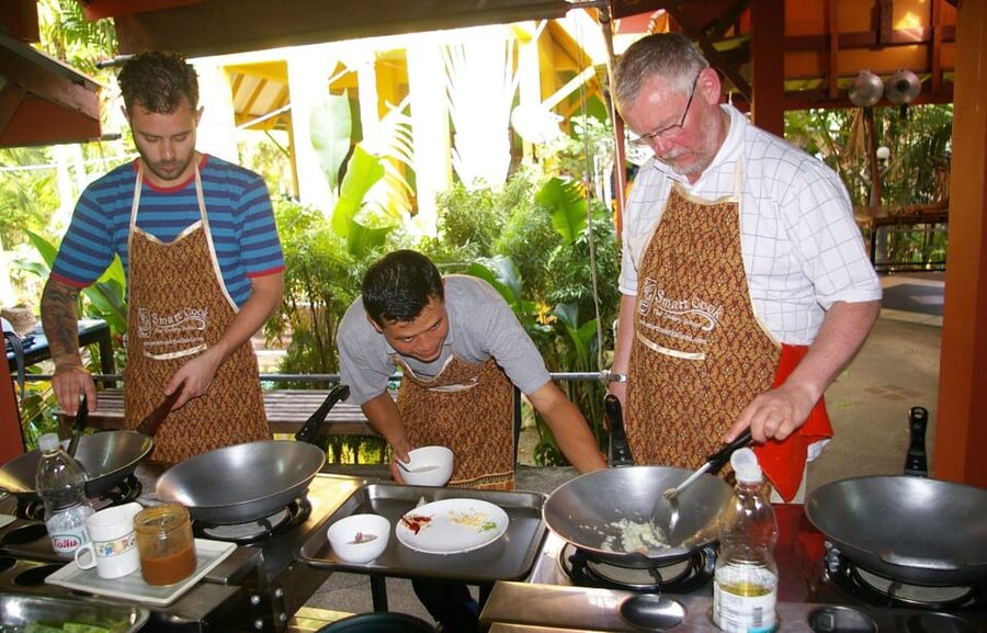 Krabi: Morning or Afternoon Culinary Adventure at Smart Cook - The cooking workshop and why the chef matters