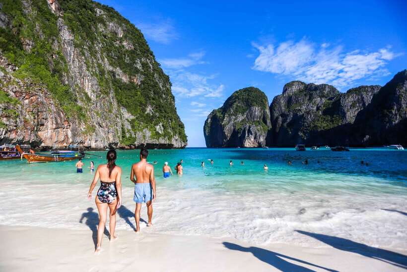 Krabi: Phi Phi Islands Speedboat Tour with Buffet Lunch - Key points at a glance