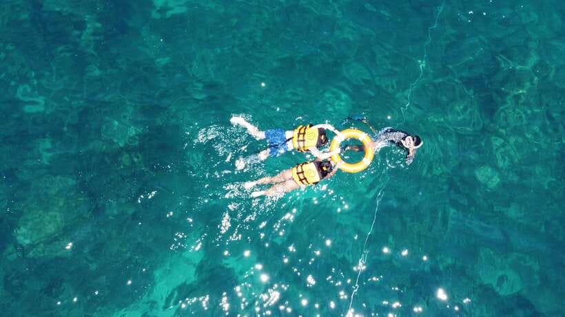 Krabi: Phi Phi Islands Speedboat Tour with Buffet Lunch - Pileh Lagoon and its limestone walls