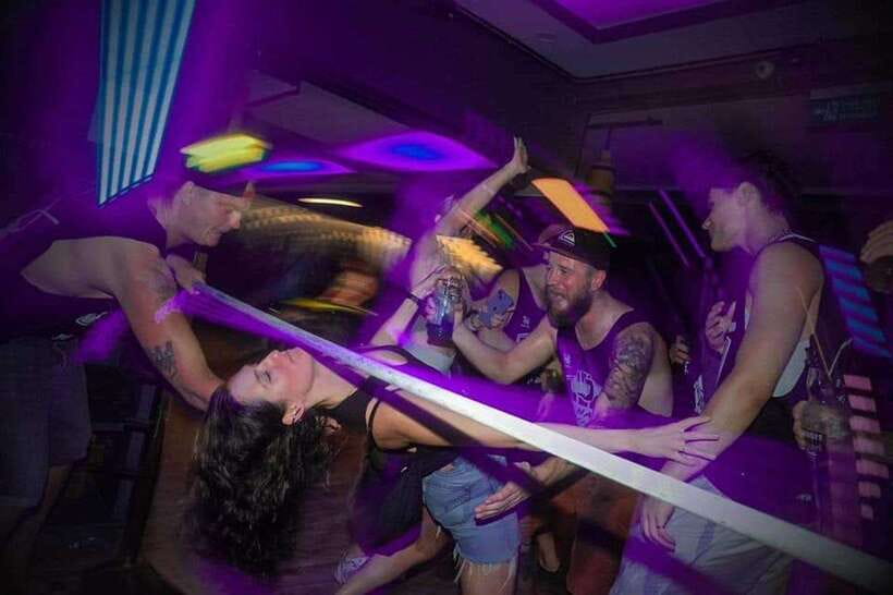 Krabi Pub Crawl - The Best Nightlife Tour in Ao Nang! - The large-group atmosphere