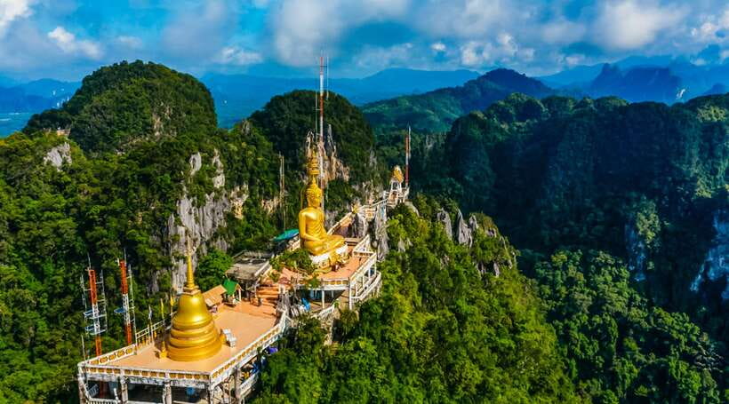 Krabi: Tiger Cave Temple, Emerald Pool and Hot Springs Tour - Blue Lagoon: a short walk to a dramatic photo stop