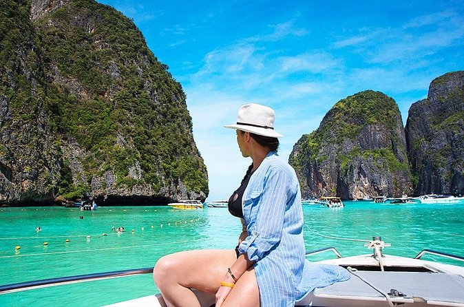 Krabi to Phi Phi Islands by Speedboat - The one-hour race from Krabi to Phi Phi