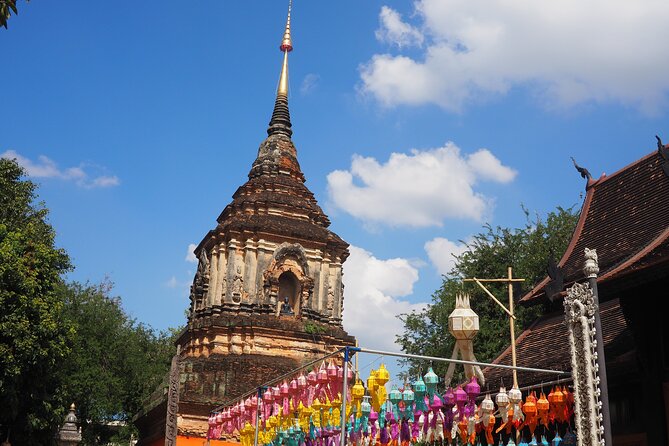 Lady Driver and Guide - Wat Phra That Doi Suthep: three hours above Chiang Mai