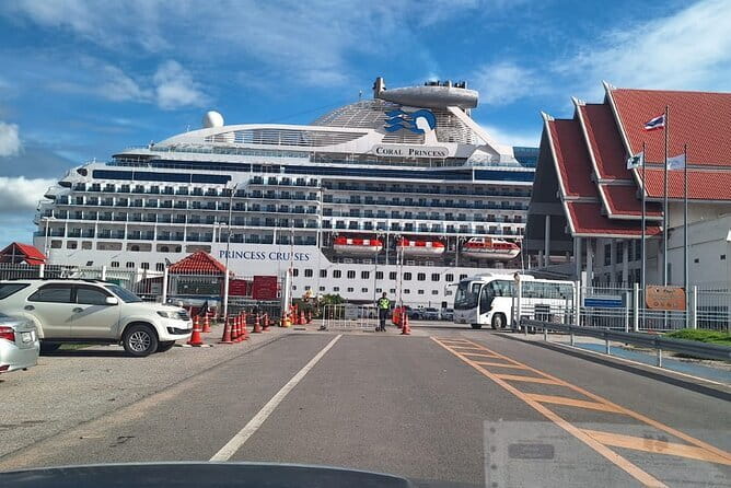Laem Chabang to Bangkok Landmarks with Entrance Tickets & Lunch - Key points to know before booking