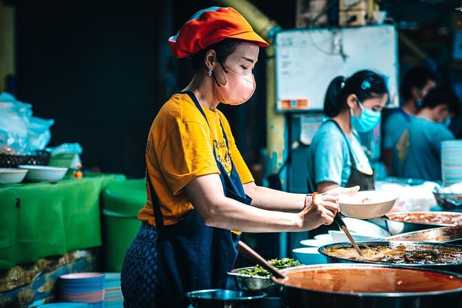 Lanna Kingdom Chiang Mai Food Tour with 15+ Tastings - Thanin Market, the most revealing stop