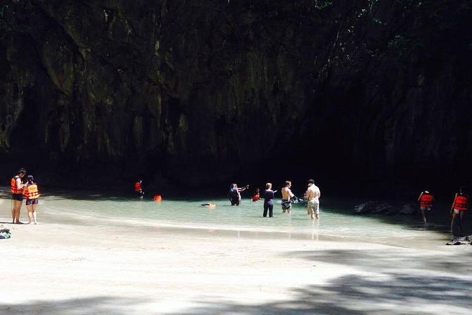 Lanta 4 Islands tour (Longtail boat) - Ko Mook and the Emerald Cave