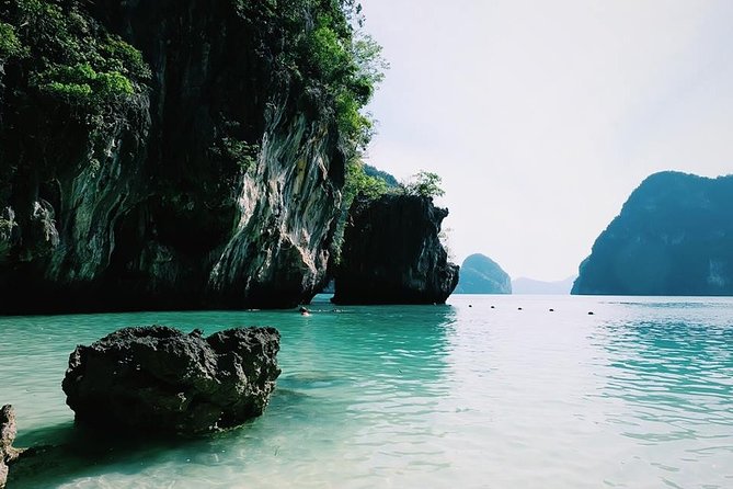 Longtail Boat Private Charter Tour to Hong Islands From Krabi - What the crew service is really like