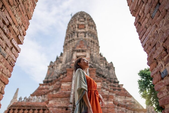 Lopburi Monkey Temple & Ayutthaya Old City Tour From Bangkok - Walking through Lopburi beyond the monkeys