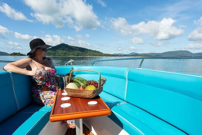 Luxury Private Speed Boat Charter - Phi Phi Sunrise - Pileh Lagoon and the importance of the tide