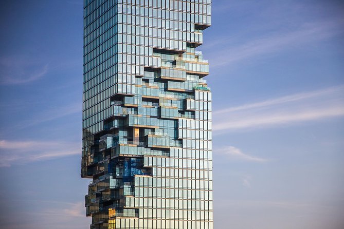 Mahanakhon Building Skywalk - Free Upgrade to Rooftop - Why the rooftop upgrade matters