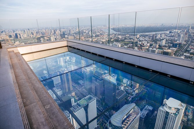 Mahanakhon Building Skywalk - Free Upgrade to Rooftop - Arriving through Chong Non Si Station