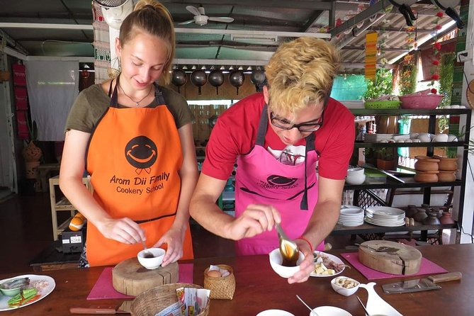Morning Thai cooking class - Small group size and the pace of the morning