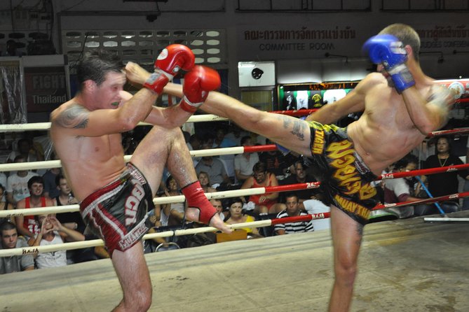 Muay Thai Boxing Match Action – Patong Stadium - Ringside or stadium seats: which should you choose?