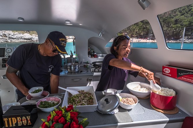New Power catamaran for Phang Nga and Phi Phi island excursions - Route one: Monkey Beach and the Phi Phi Islands
