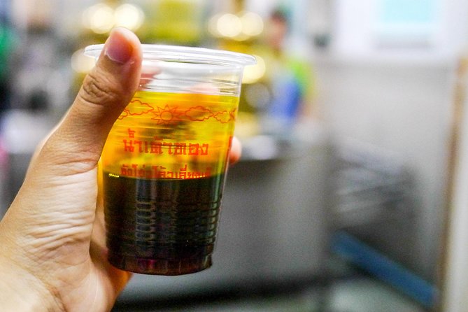 Night Street Food Tour of Bangkok's Chinatown - Why Chinatown works best after dark