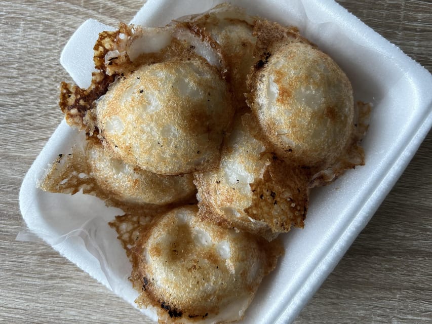 No Diet Club - Local food tour in Bangkok with many tastings - Starting at Sam Yot, where Bangkok opens up
