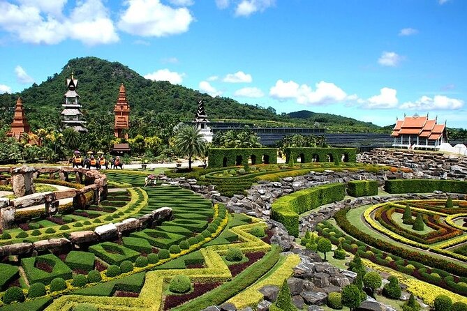 Nong Nooch Tropical Garden Ticket in Pattaya - Thai cultural performances and the elephant show