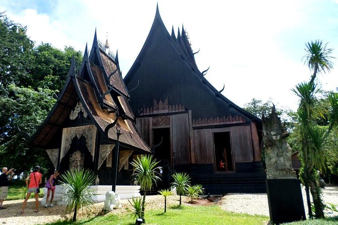 One Day Tour Chiang Rai(White Temple , Blue Temple, Black House) Private Tour - Timing, comfort, and what to wear