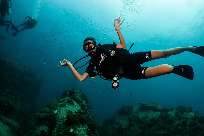 Open Water Course - Become certified diver in 3 days - Why Koh Tao works well for a first scuba course