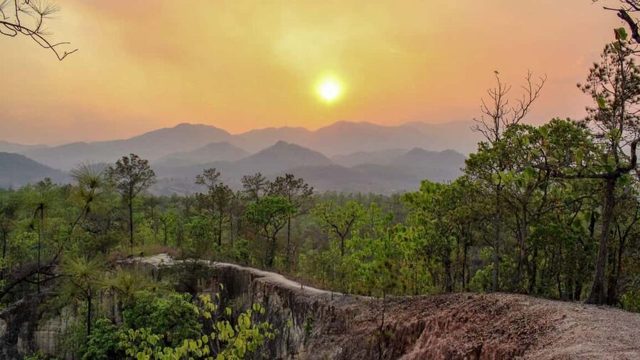 Pai: Sunset Tour with Yun Lai, Pai Canyon, Two Huts - Pickup, timing, and the WhatsApp detail